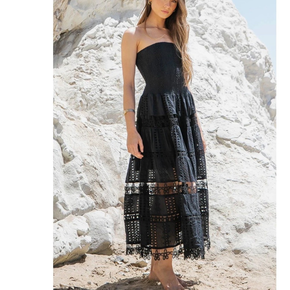 Strut & Bolt Black Eyelet Smocked Strapless Midi Dress Tiered Boho